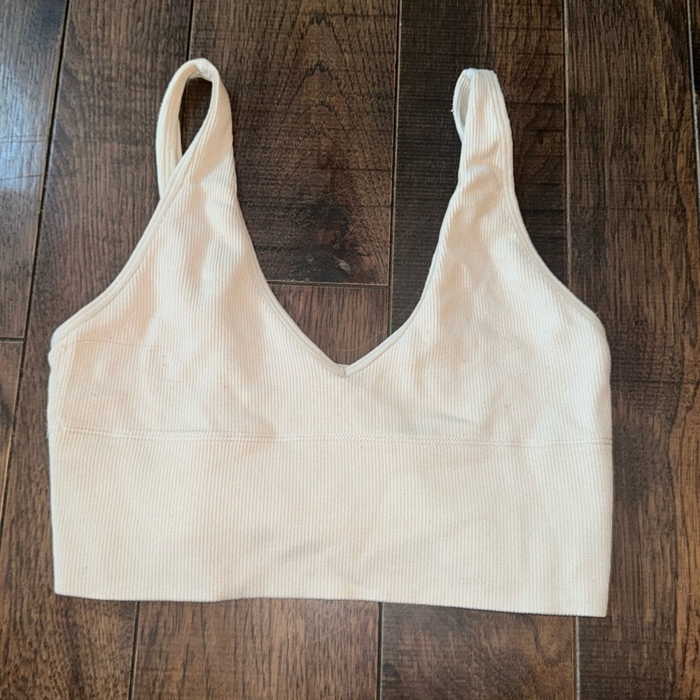 Cream sports bra (size small)